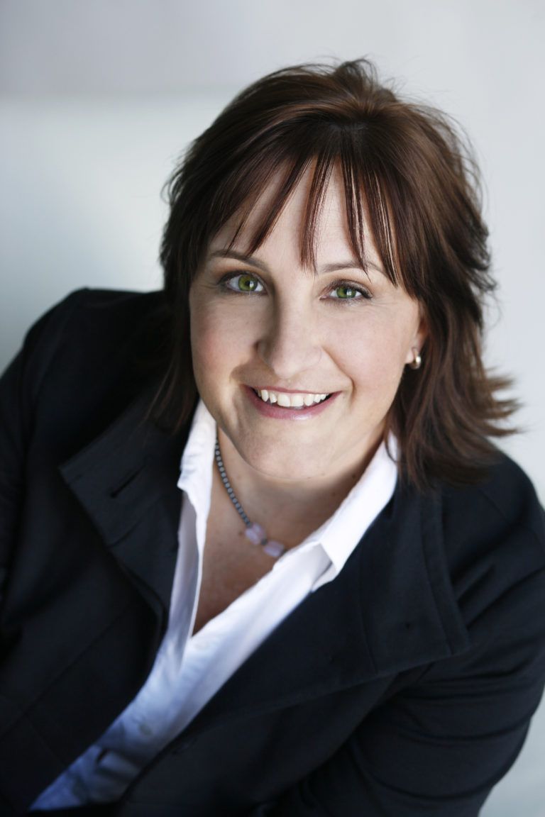 Juliet Huck- Colored Headshot