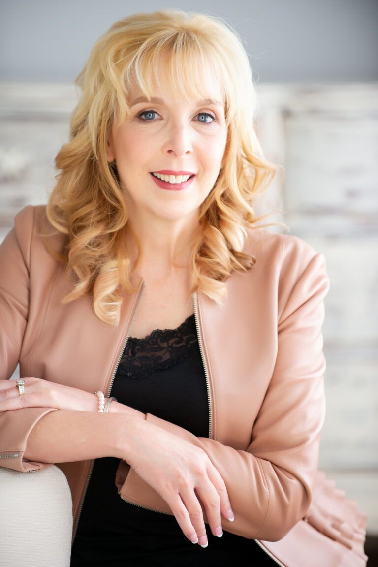 McKnight-Goelz Kelly064-08-A WEB