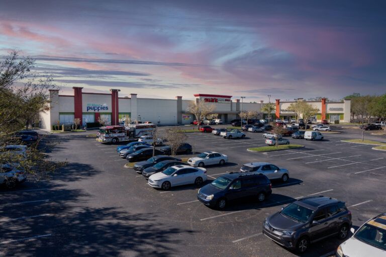 Shoppes of Lakeland Exterior 3