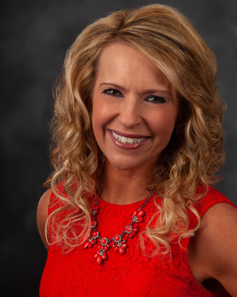 Debbie Lundberg 2021 and 2022 Headshot - Copy