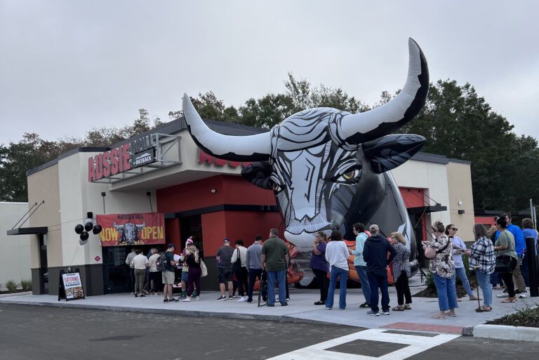 2022-12-13 - Aussie Grill Carrollwood Opening 2 CROP
