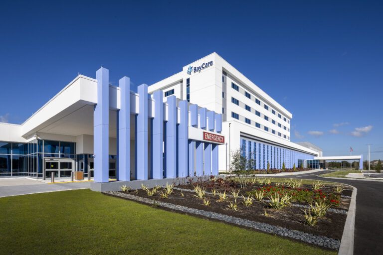 BHWC Exterior - Emergency Entrance - 2023HR-7.jpg