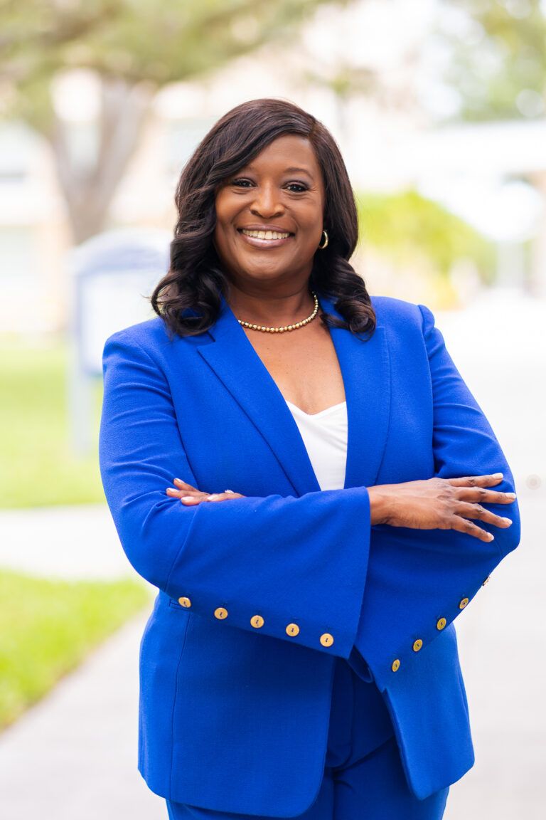 Williams, Tonjua photo - Education