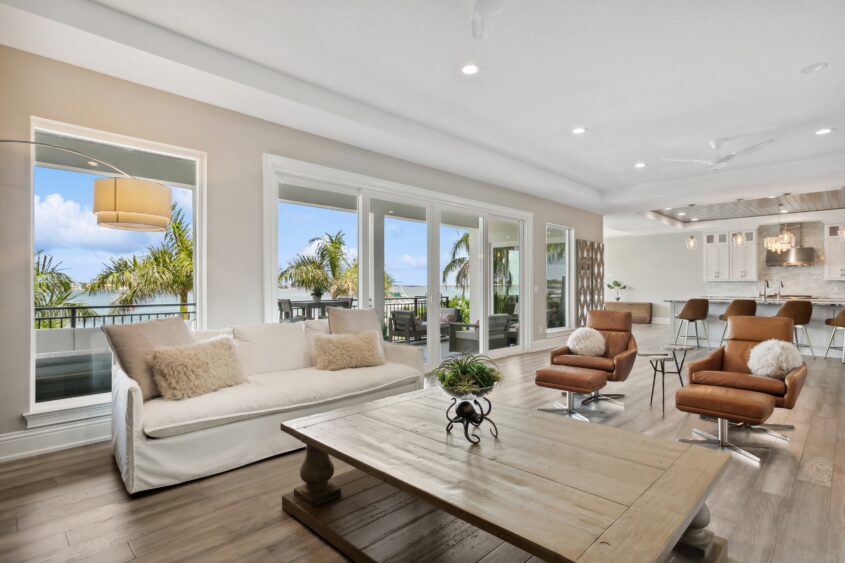 03_5845BahiaWayS_2010_HiRes