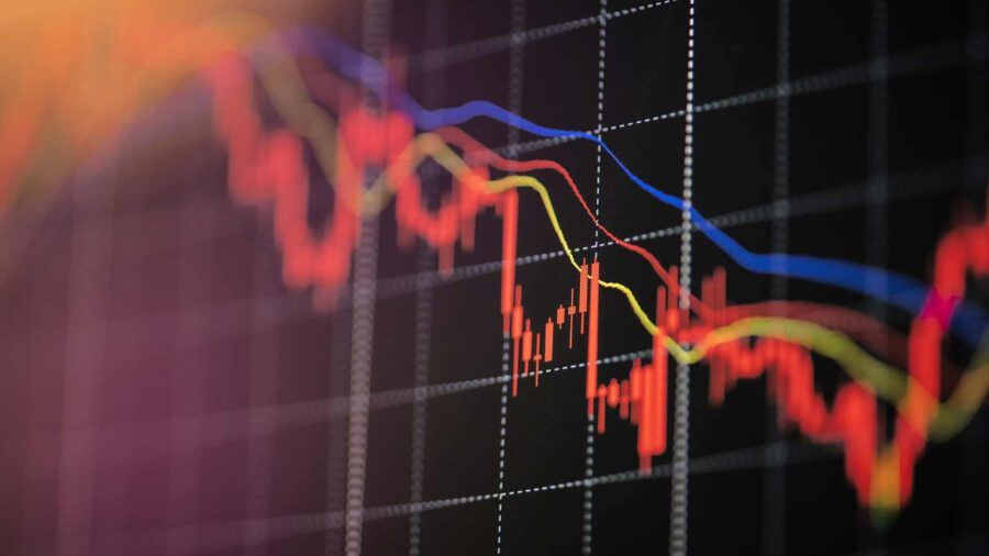 Avoid These 4 Common Investing Mistakes People Make in a Slow Economy by Dr. David Phelps