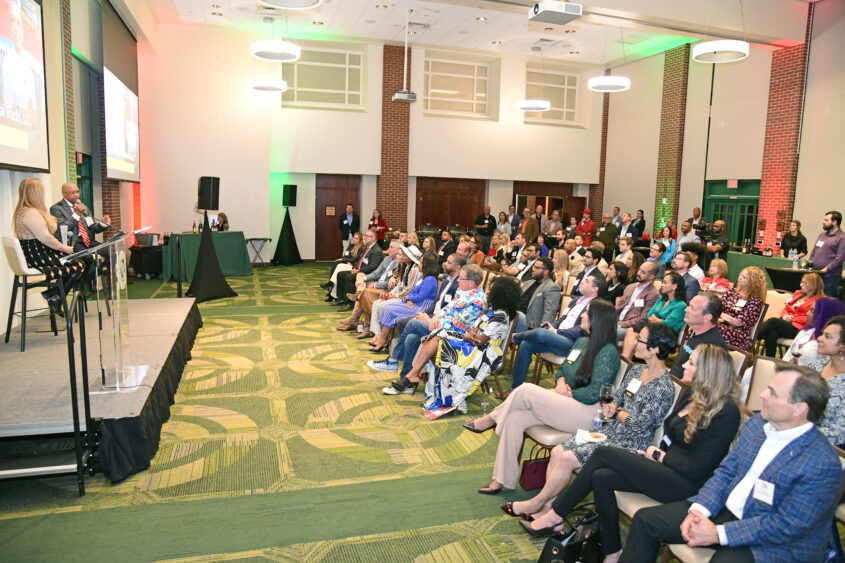 TBBW-ceo-connect-oscar-horton