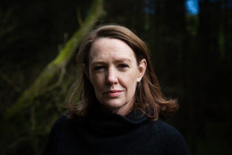 paula-hawkins-2-2024-1024x683