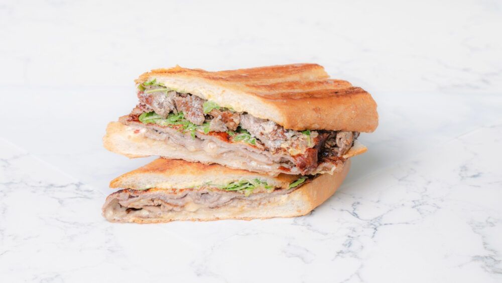 Bern’s marks 70 years with La Segunda collaboration