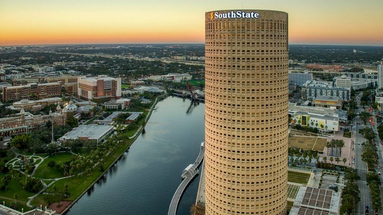 Downtown Tampa’s ‘Beer Can Building’ lands new investment