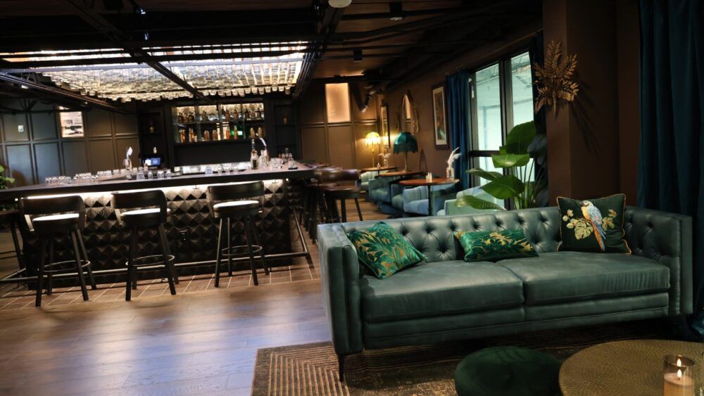 St. Petersburg Distillery opens speakeasy above production floor