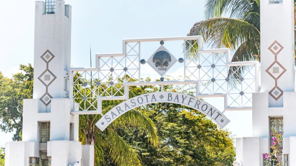 Food trucks could gain access to Sarasota’s downtown bayfront