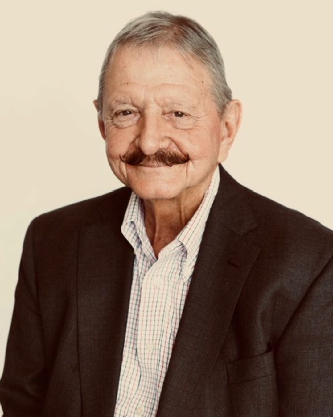 Headshot of Robert J. Clark Jr., president of Tampa Steel Erecting Company