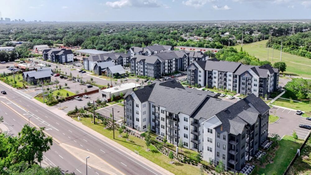 Tampa apartment complex lands $107.7M loan