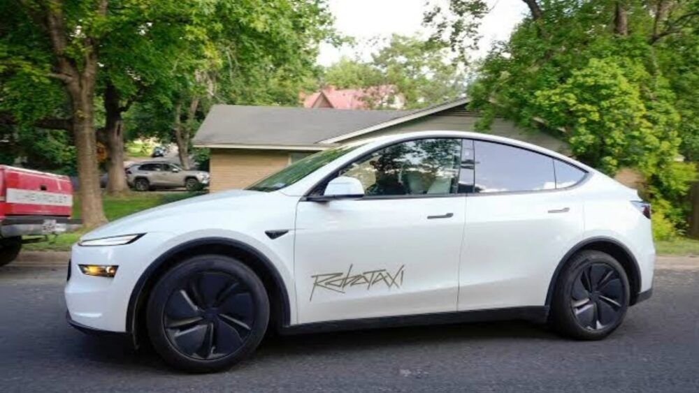 Tesla launches Robotaxi service in Tampa