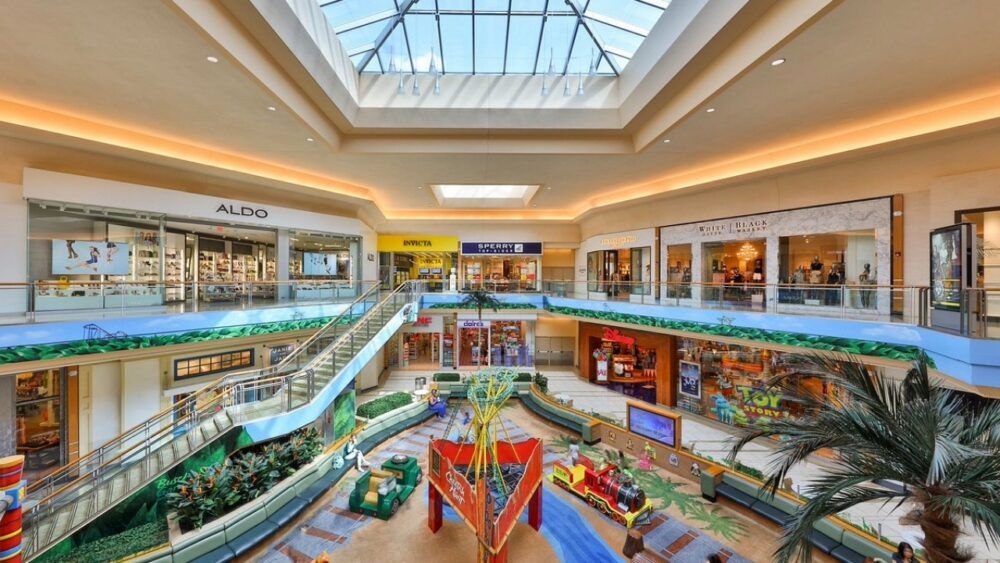 International Plaza announces seven new-to-market retailers