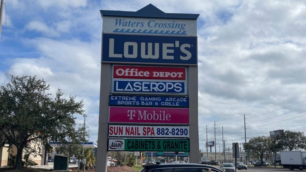 Long-held Tampa retail center sells for $6.2 million
