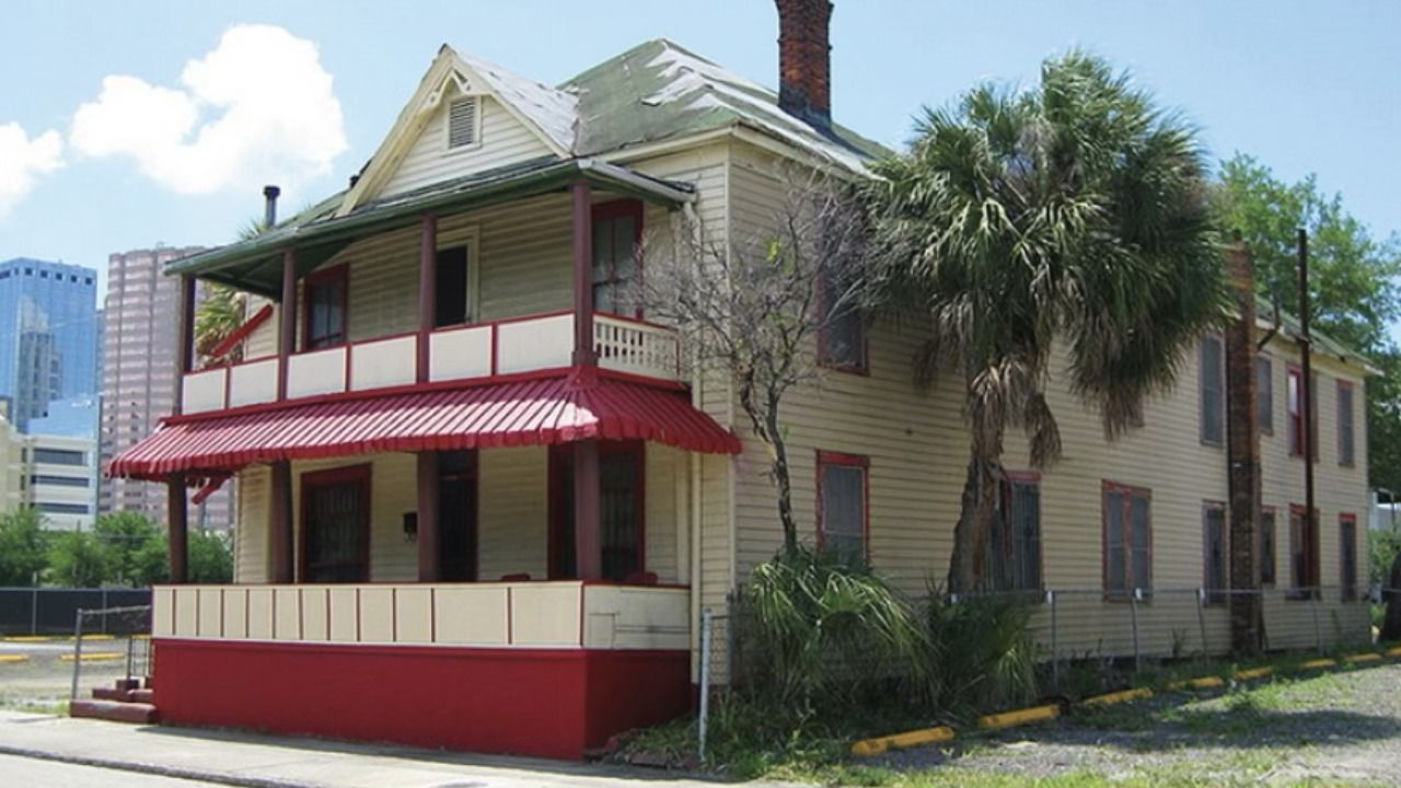 Historic Jackson House boarding house near downtown Tampa