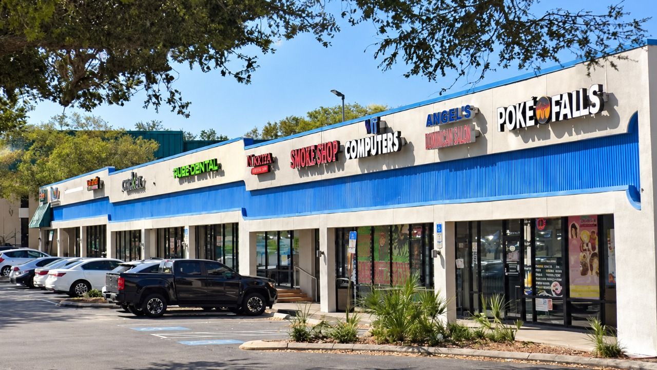 Brandon Oaks Plaza shopping center at 2102 W. Brandon Blvd. in Brandon