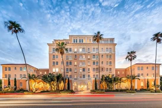 Historic Mirasol apartment building on Davis Islands in Tampa