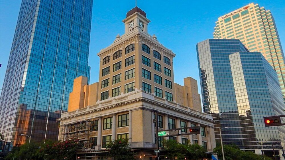Mayoral Term Limits, New Checks on Mayor Could Go Before Tampa Voters